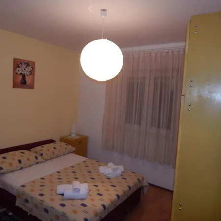 Marijeta Apartman *